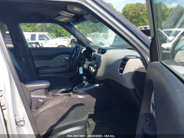 Photo 4 VIN: KNDJN2A24F7749773 - KIA SOUL 