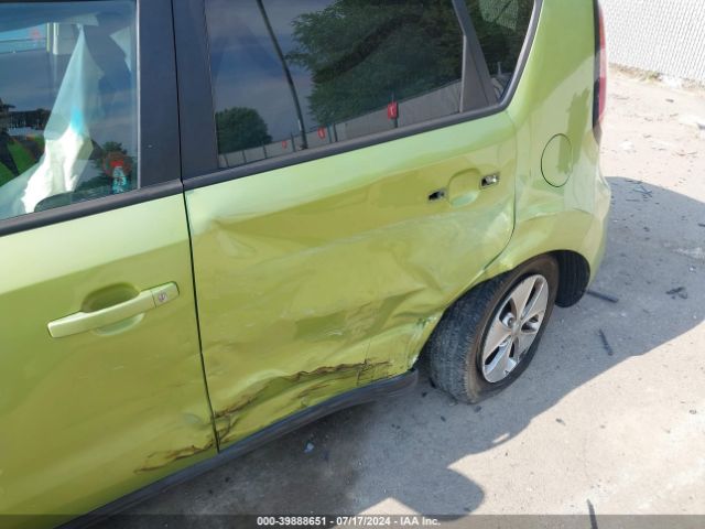 Photo 5 VIN: KNDJN2A24F7751622 - KIA SOUL 