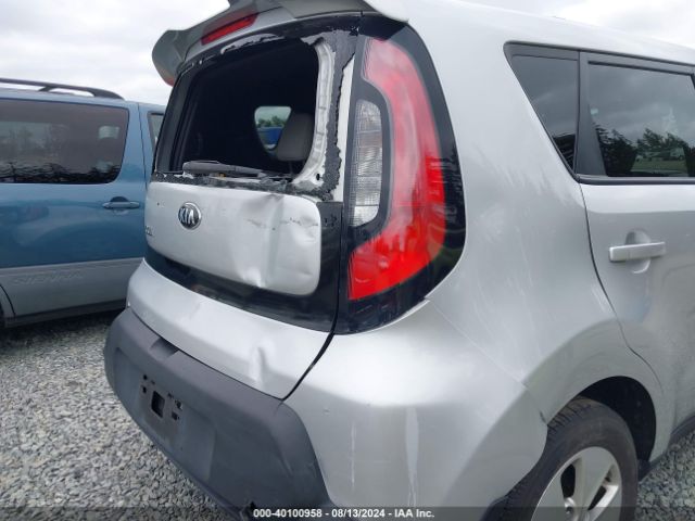 Photo 5 VIN: KNDJN2A24F7753788 - KIA SOUL 