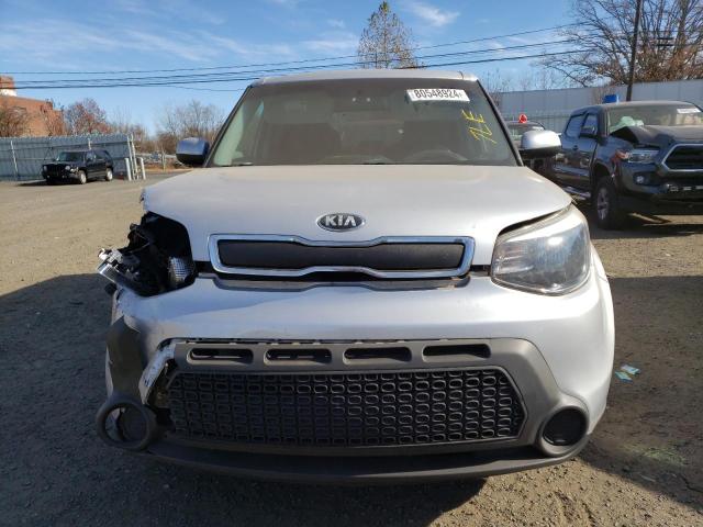 Photo 4 VIN: KNDJN2A24F7755668 - KIA SOUL 