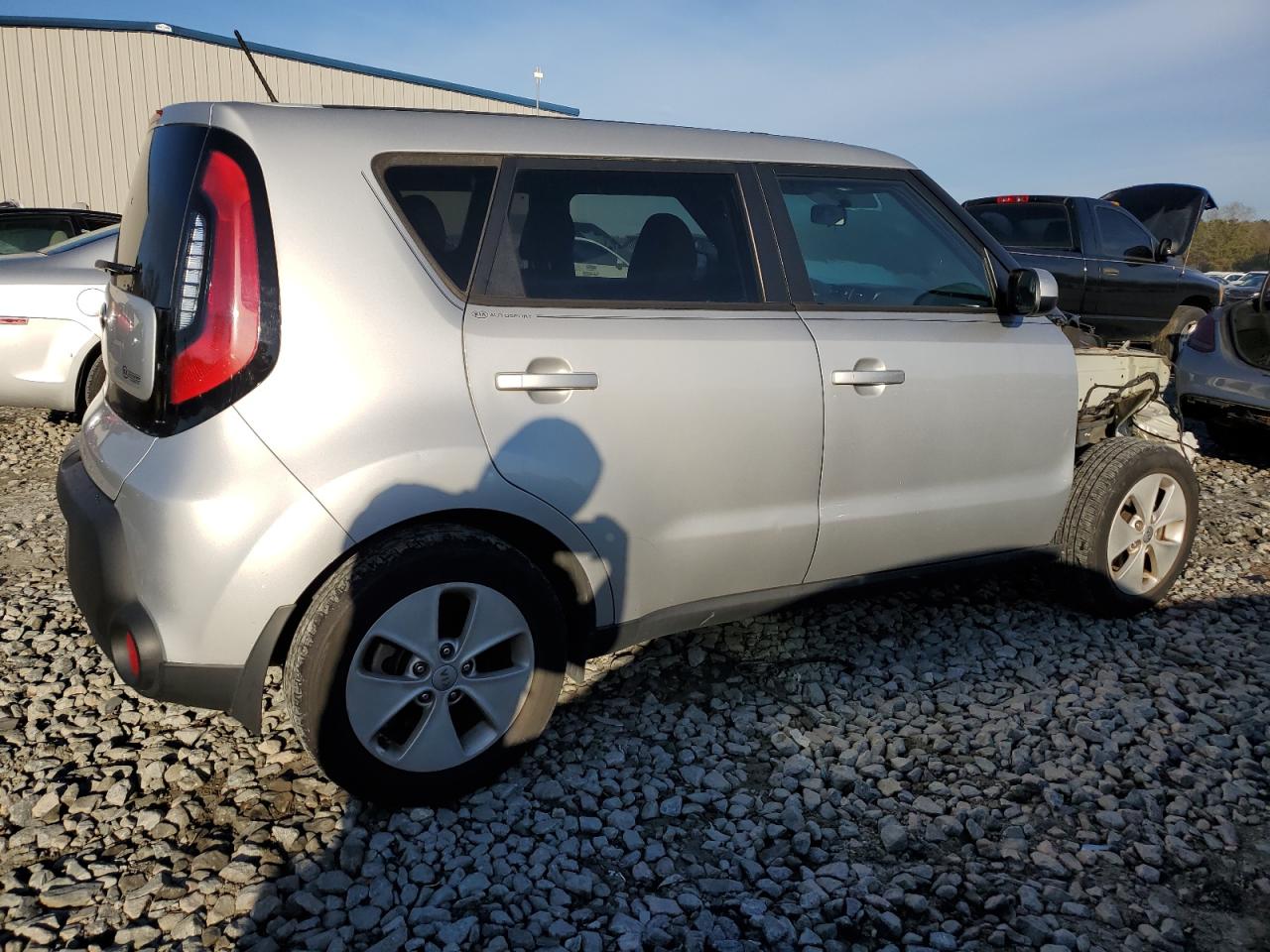 Photo 2 VIN: KNDJN2A24F7805033 - KIA SOUL 