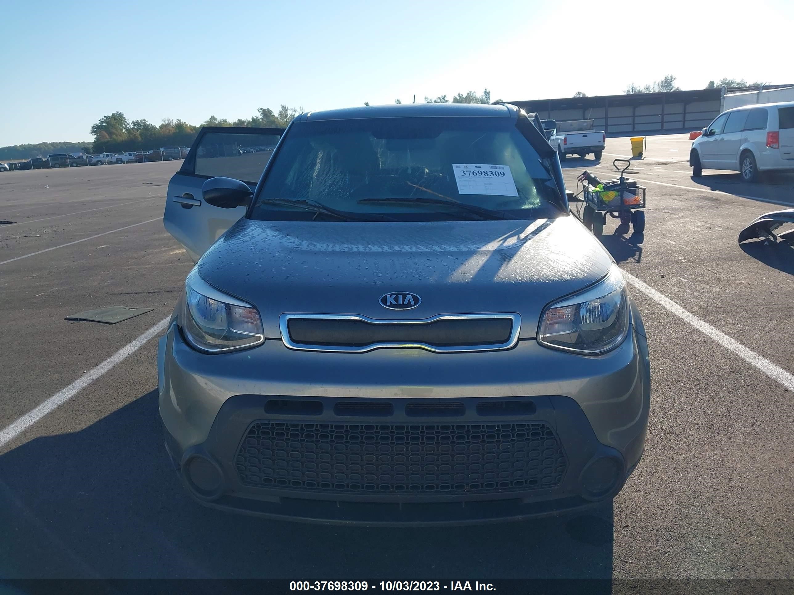 Photo 11 VIN: KNDJN2A24G7245743 - KIA SOUL 