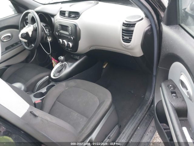 Photo 4 VIN: KNDJN2A24G7343395 - KIA SOUL 