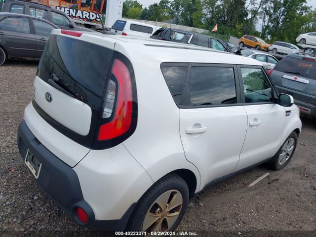 Photo 3 VIN: KNDJN2A24G7399417 - KIA SOUL 