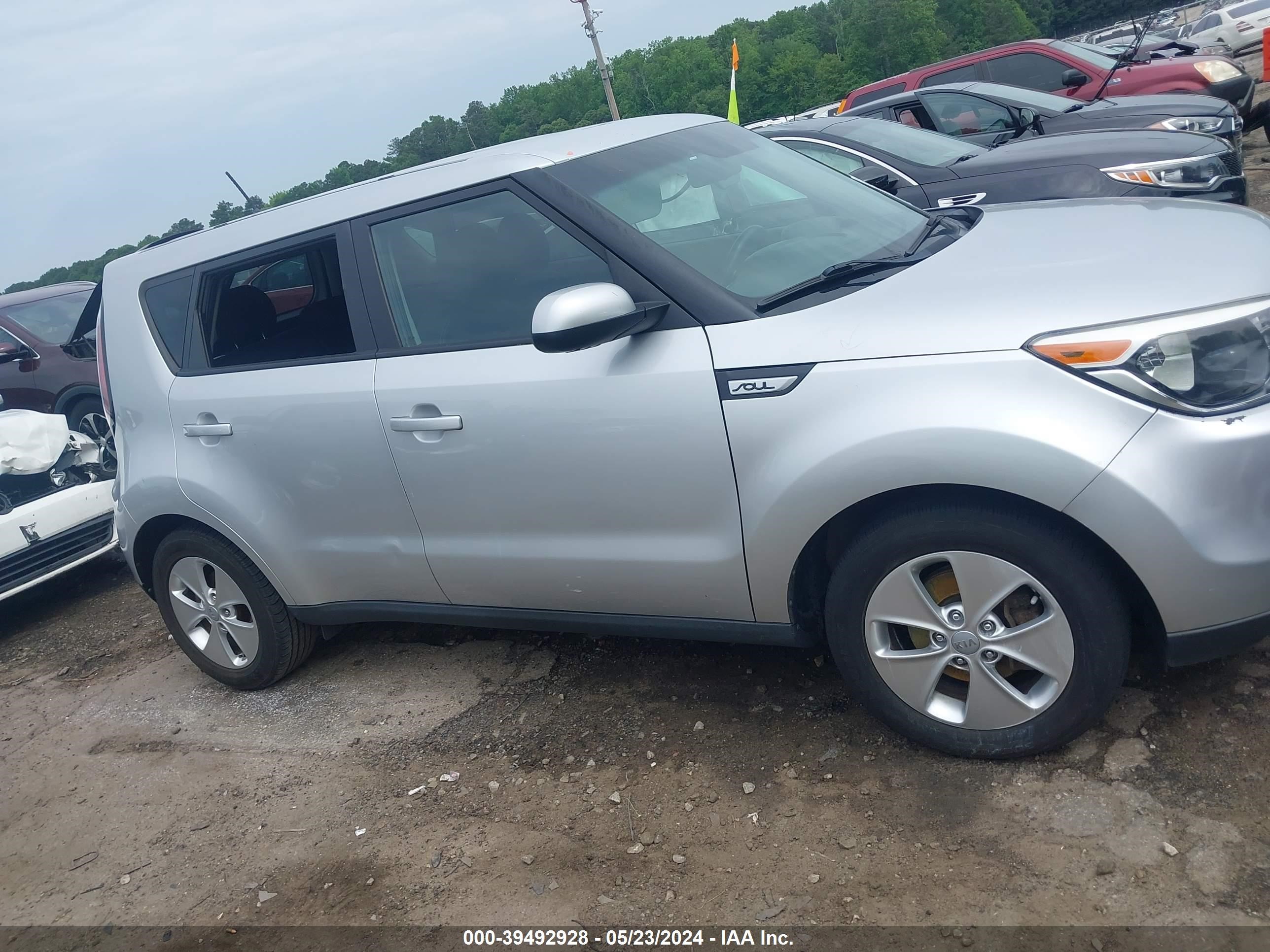 Photo 12 VIN: KNDJN2A24G7825235 - KIA SOUL 