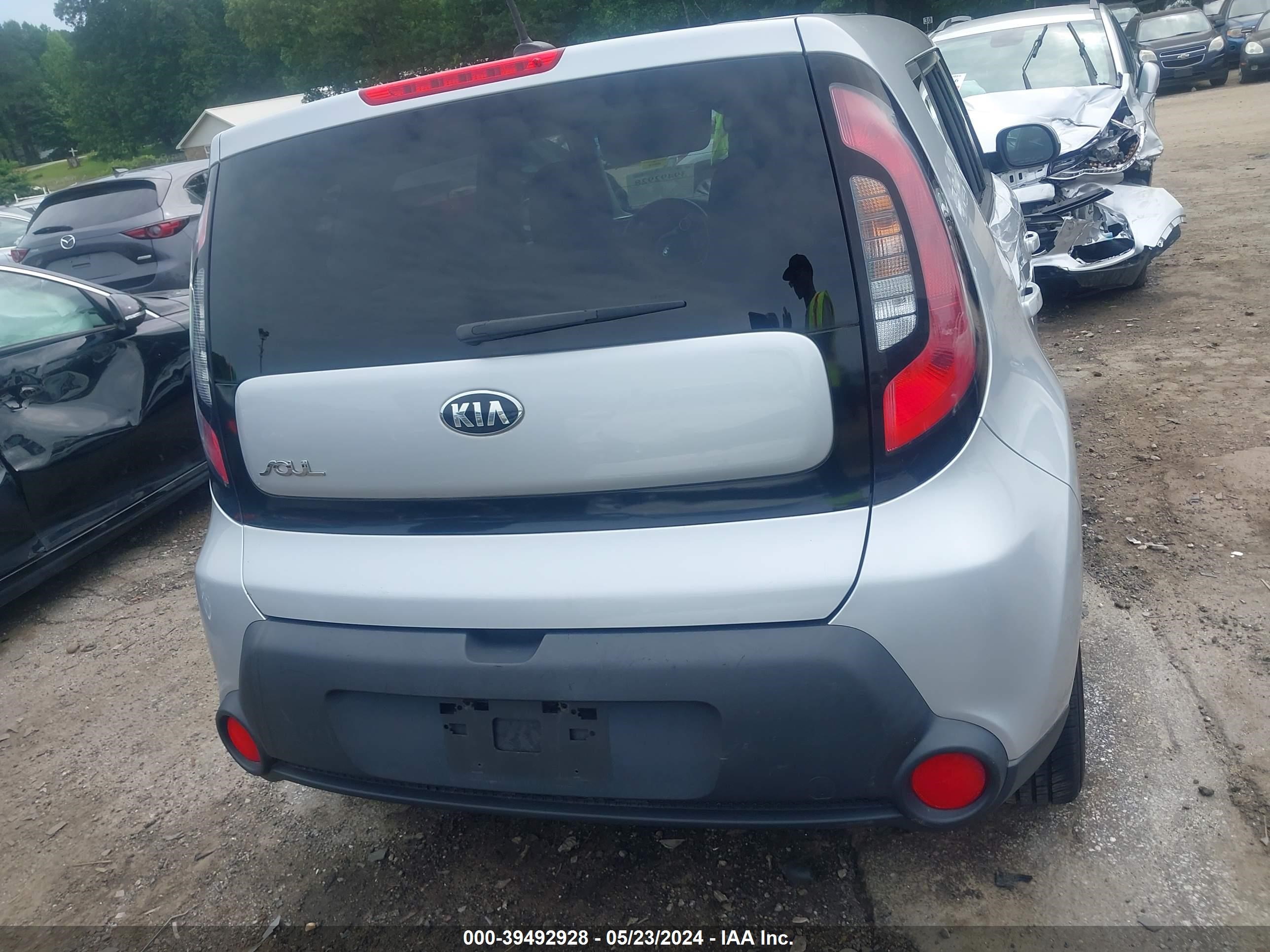 Photo 15 VIN: KNDJN2A24G7825235 - KIA SOUL 