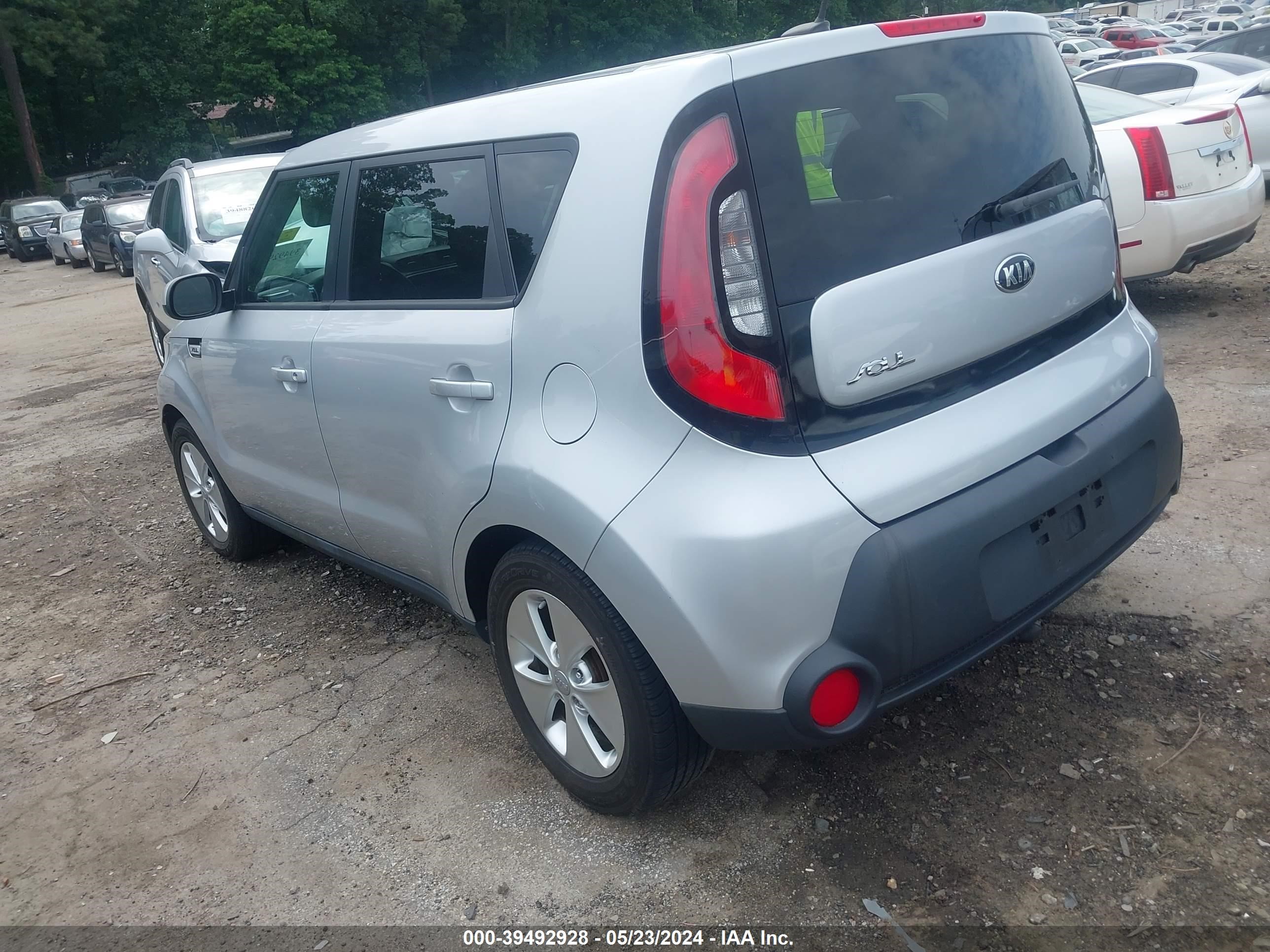 Photo 2 VIN: KNDJN2A24G7825235 - KIA SOUL 