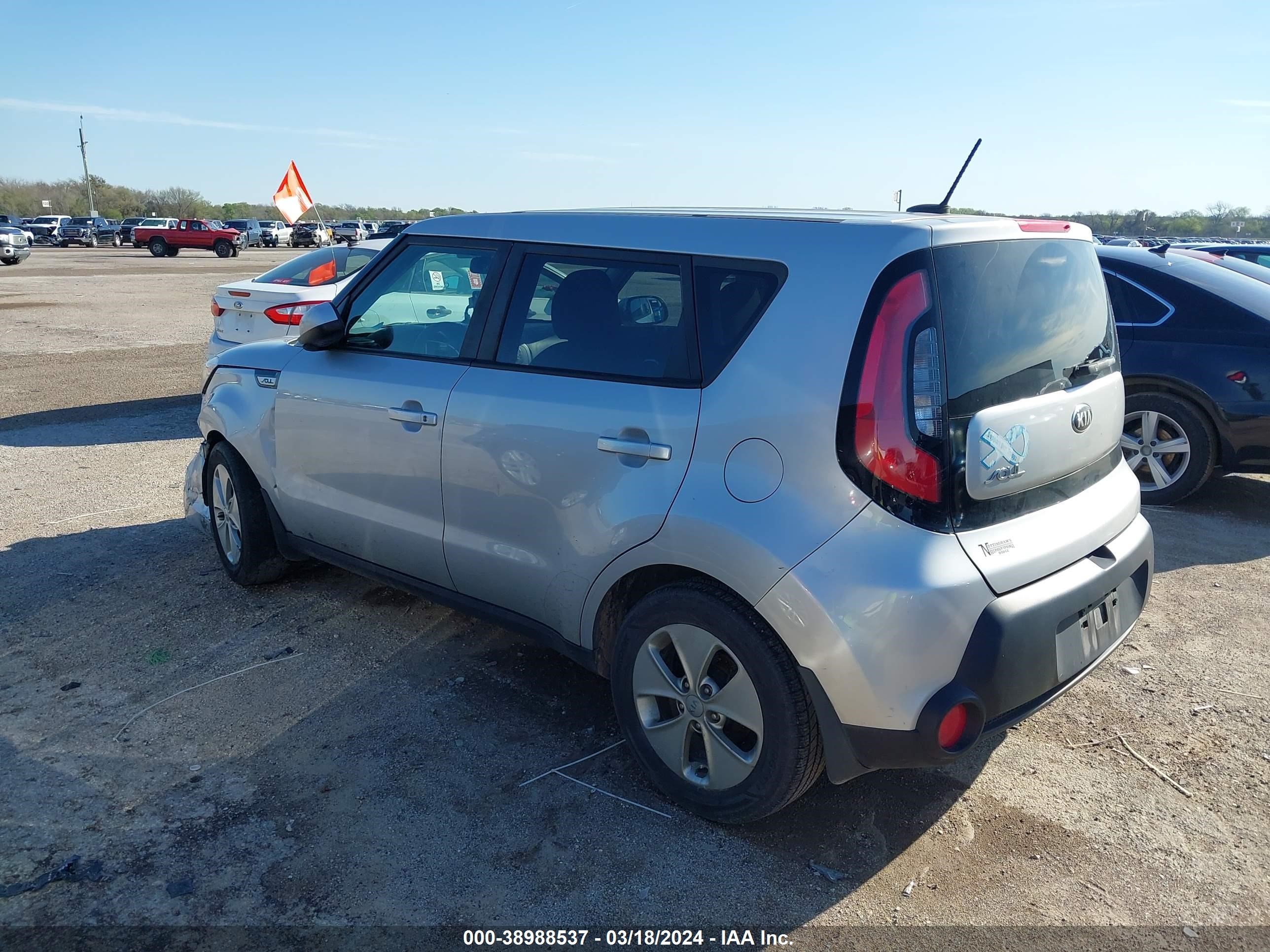 Photo 2 VIN: KNDJN2A24G7870806 - KIA SOUL 