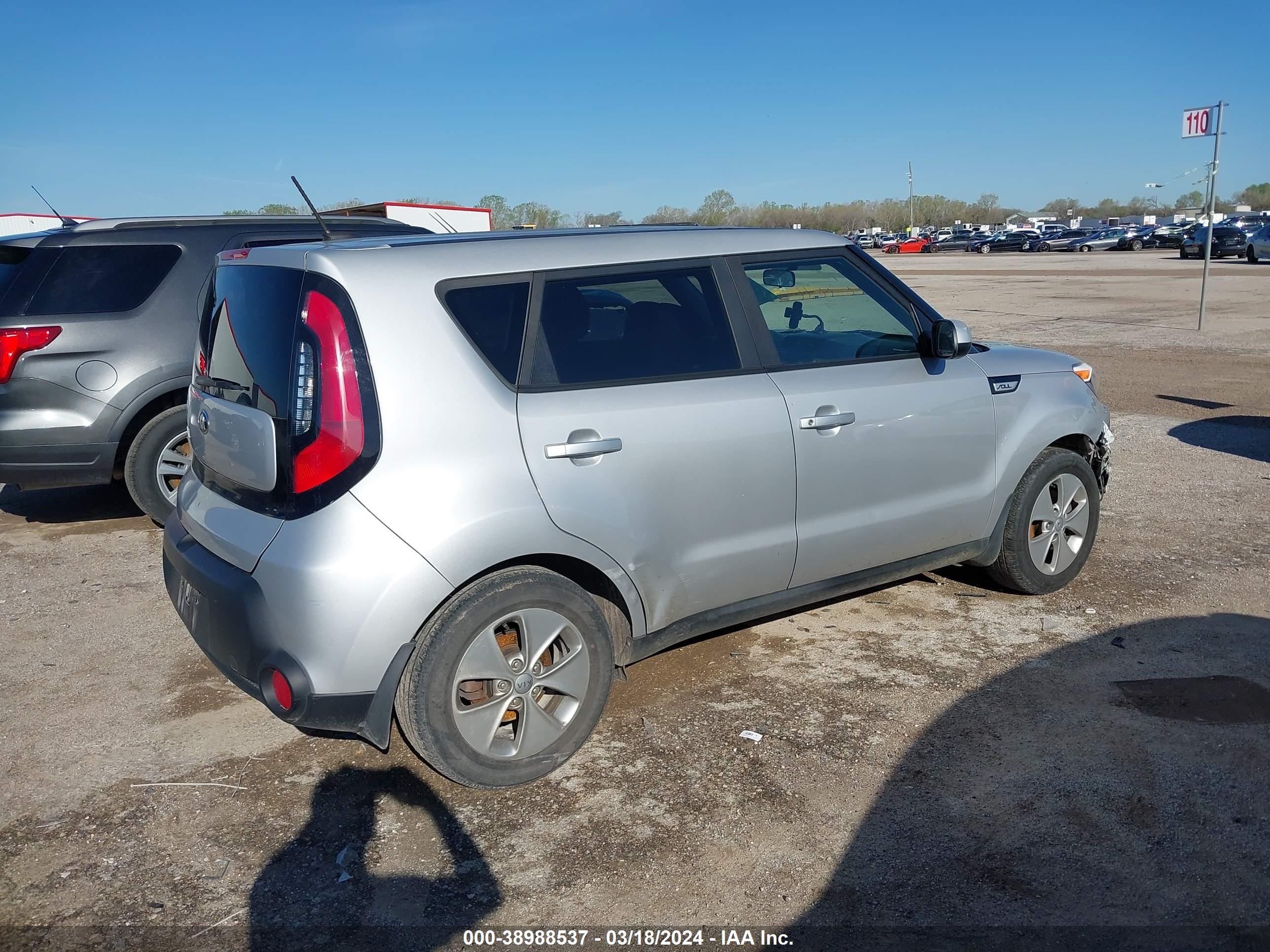 Photo 3 VIN: KNDJN2A24G7870806 - KIA SOUL 