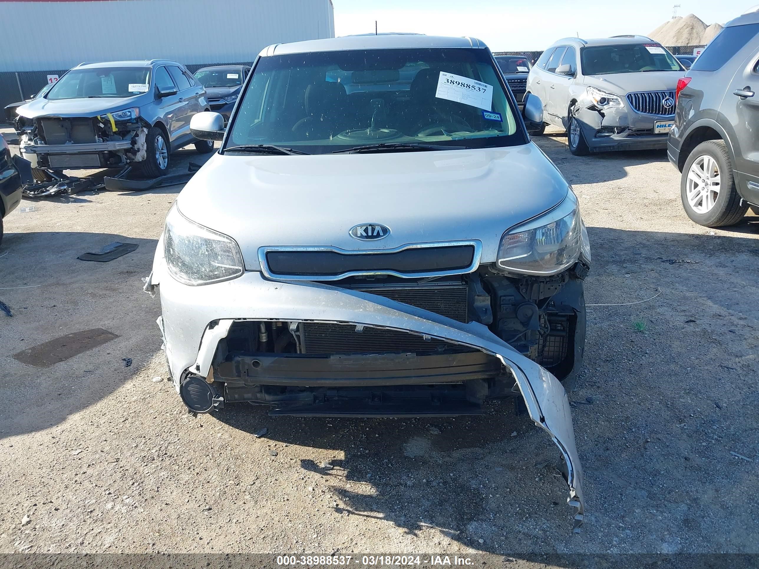 Photo 5 VIN: KNDJN2A24G7870806 - KIA SOUL 