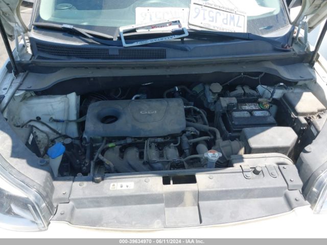 Photo 9 VIN: KNDJN2A24H7422678 - KIA SOUL 