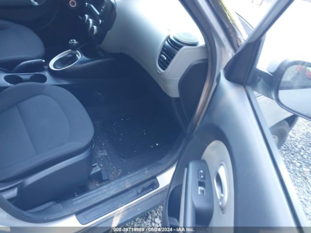 Photo 4 VIN: KNDJN2A24H7442770 - KIA SOUL 