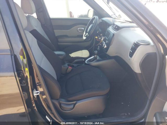 Photo 4 VIN: KNDJN2A24H7885341 - KIA SOUL 