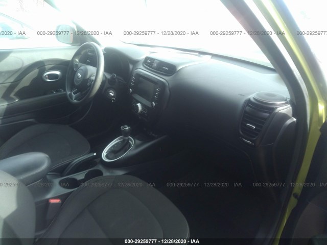 Photo 4 VIN: KNDJN2A24J7893932 - KIA SOUL 