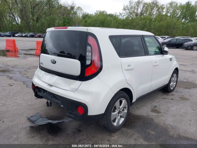 Photo 3 VIN: KNDJN2A24J7905769 - KIA SOUL 