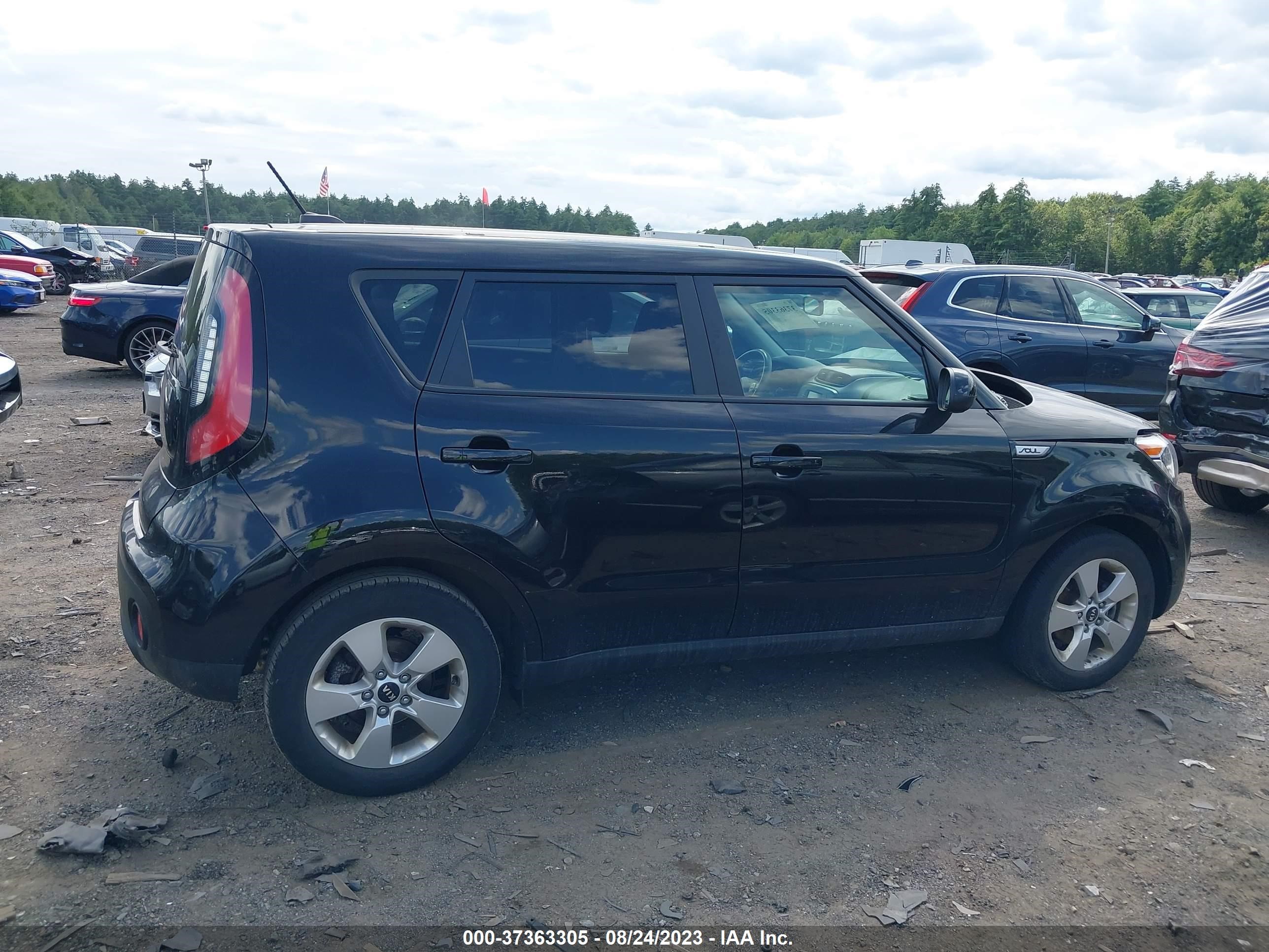 Photo 12 VIN: KNDJN2A24K7917115 - KIA SOUL 