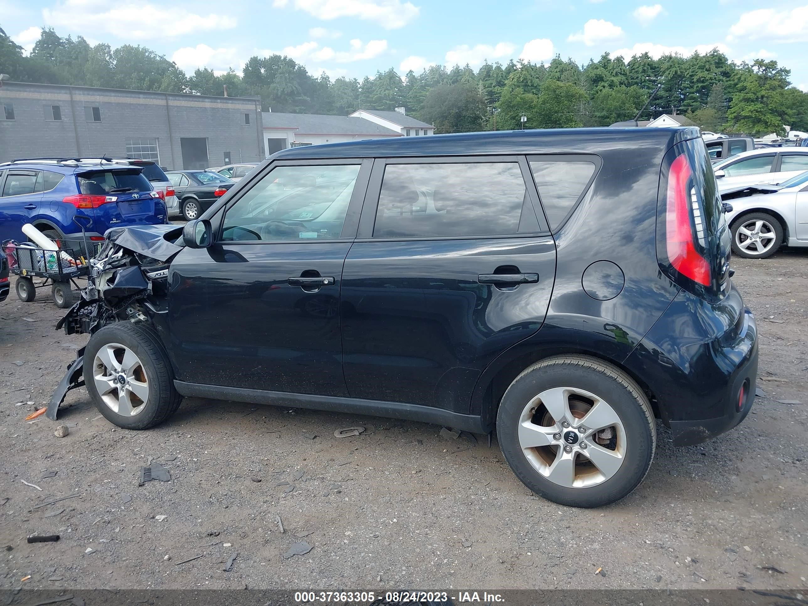 Photo 13 VIN: KNDJN2A24K7917115 - KIA SOUL 