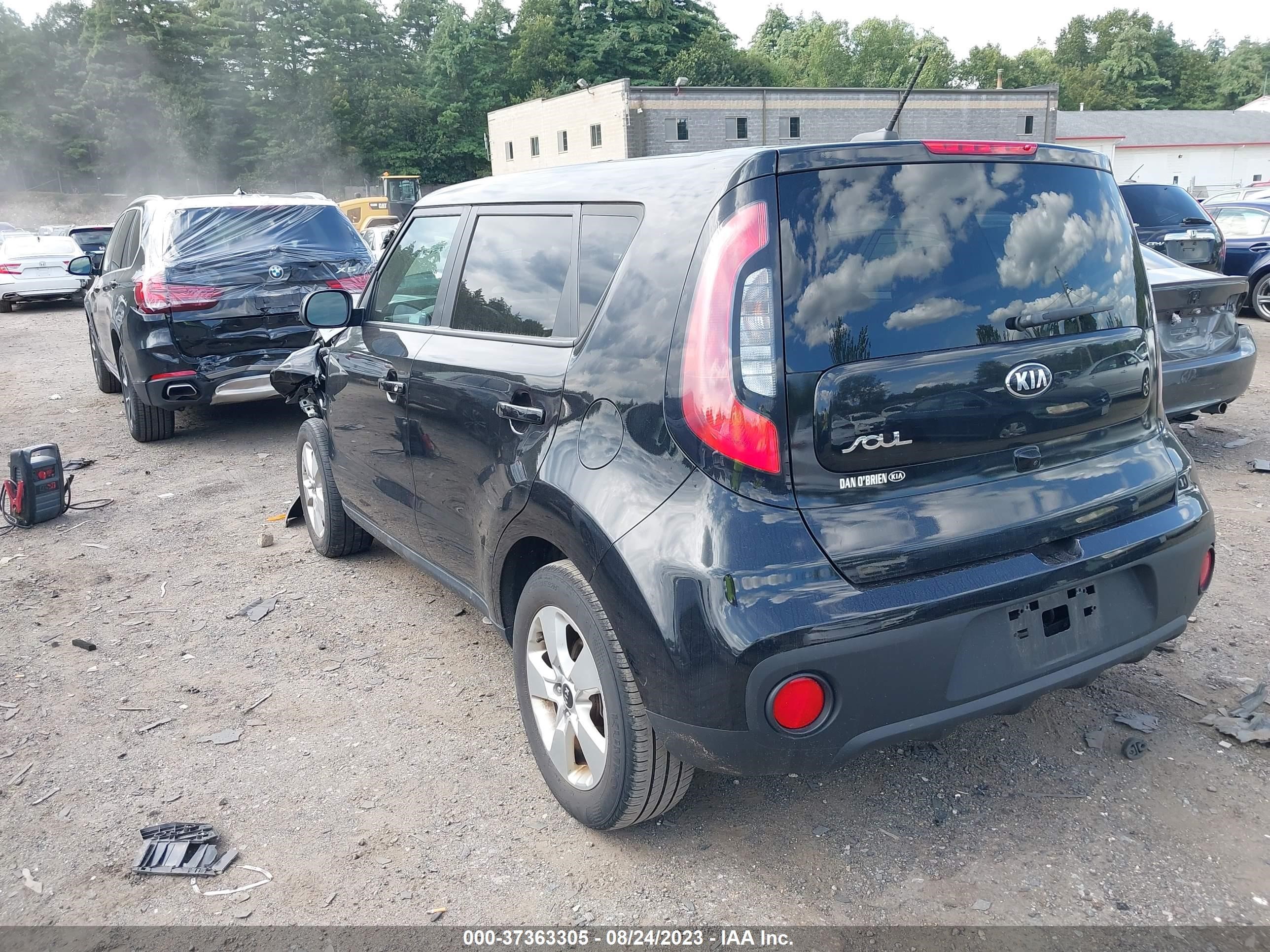 Photo 2 VIN: KNDJN2A24K7917115 - KIA SOUL 