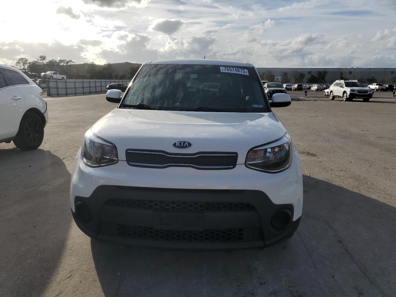 Photo 4 VIN: KNDJN2A24K7919446 - KIA SOUL 