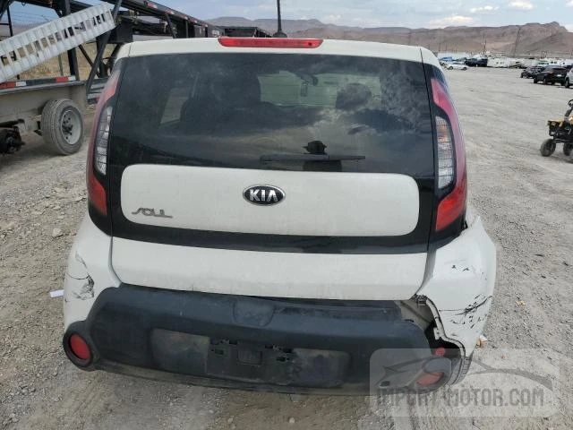 Photo 5 VIN: KNDJN2A25E7045645 - KIA SOUL 