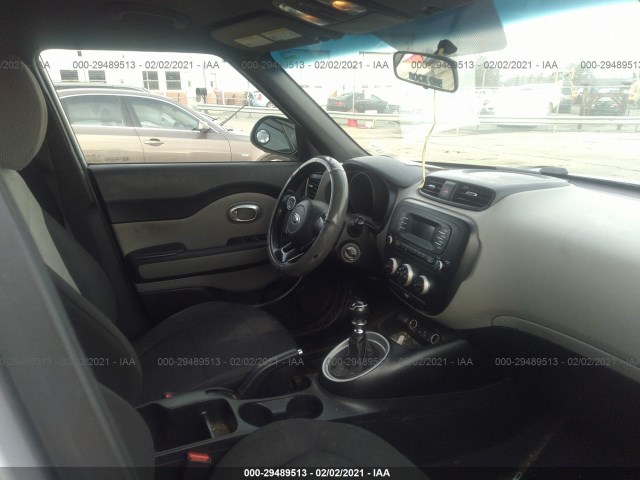 Photo 4 VIN: KNDJN2A25E7705750 - KIA SOUL 