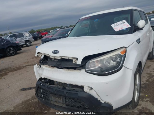 Photo 5 VIN: KNDJN2A25F7121091 - KIA SOUL 