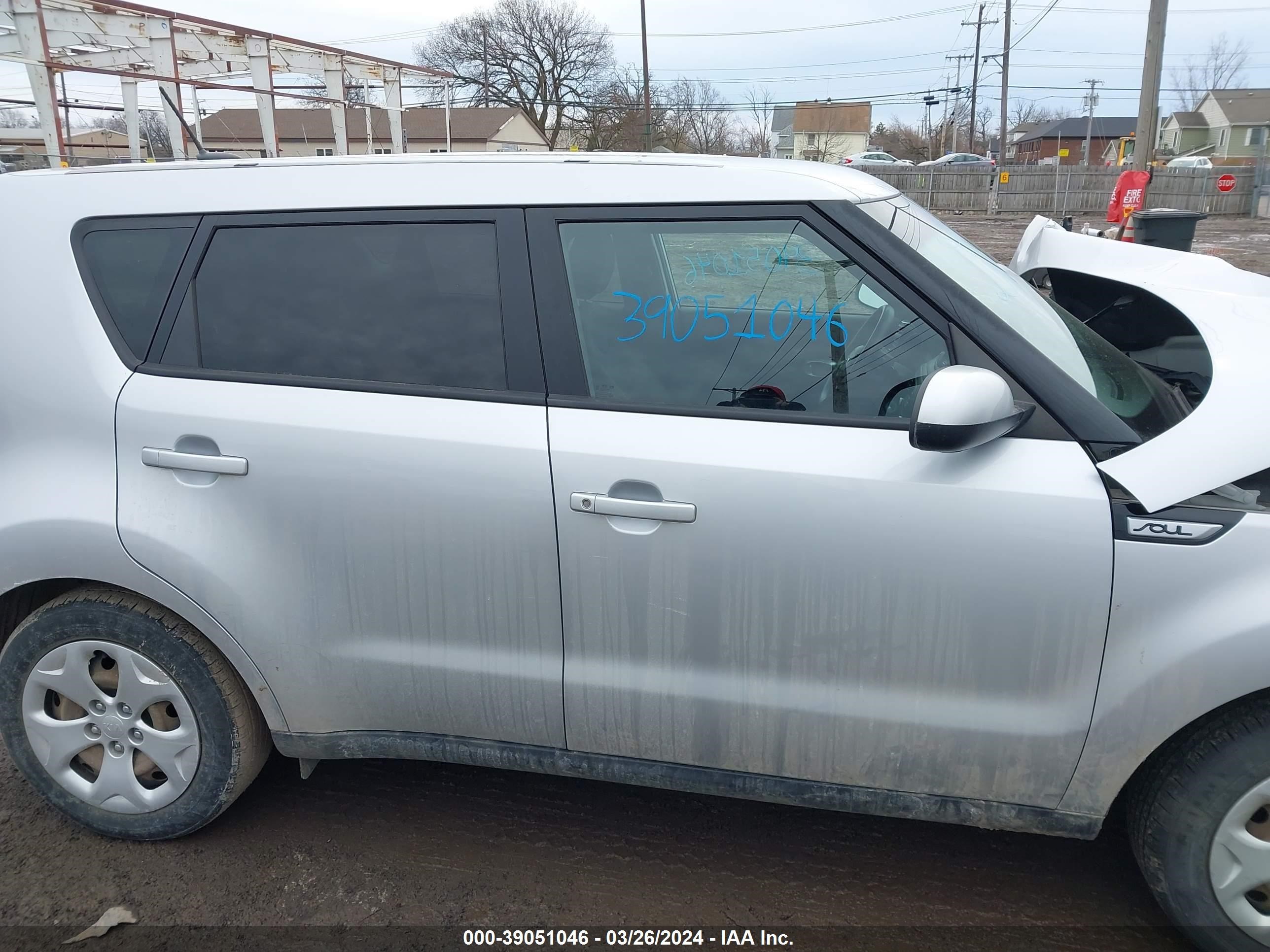 Photo 12 VIN: KNDJN2A25F7778652 - KIA SOUL 