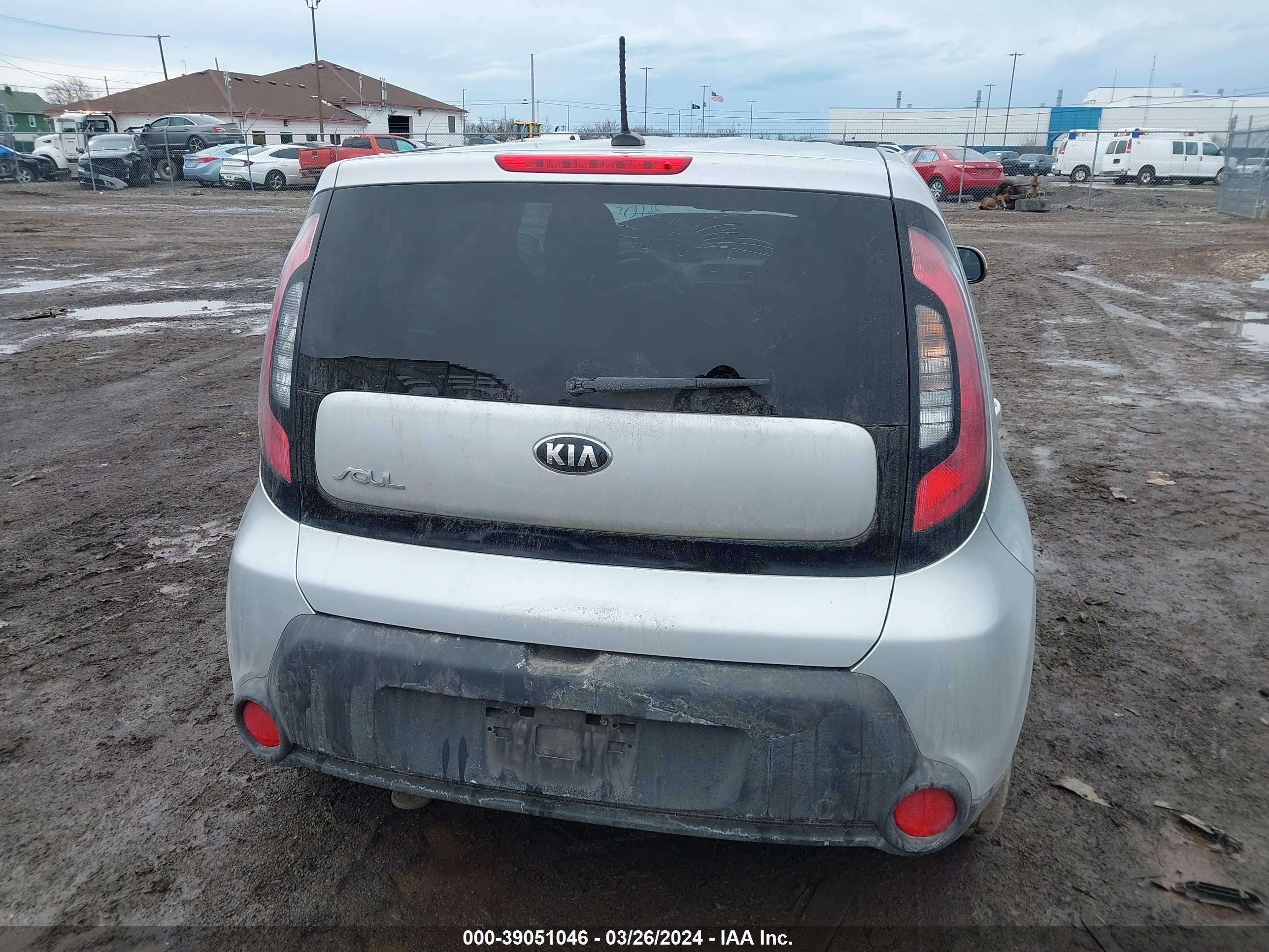 Photo 15 VIN: KNDJN2A25F7778652 - KIA SOUL 