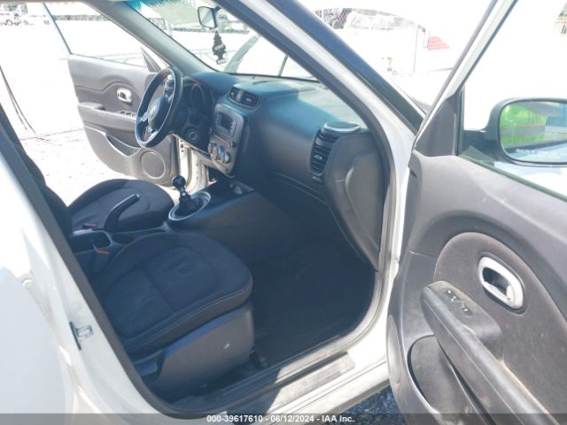 Photo 4 VIN: KNDJN2A25G7317887 - KIA SOUL 