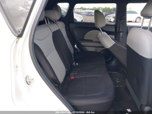 Photo 7 VIN: KNDJN2A25G7325648 - KIA SOUL 