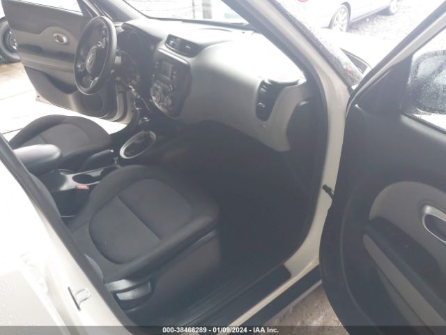 Photo 4 VIN: KNDJN2A25G7328436 - KIA SOUL 