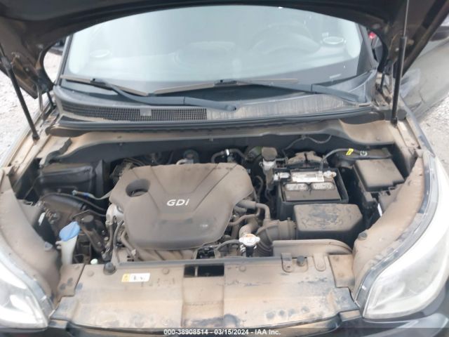 Photo 9 VIN: KNDJN2A25G7354180 - KIA SOUL 