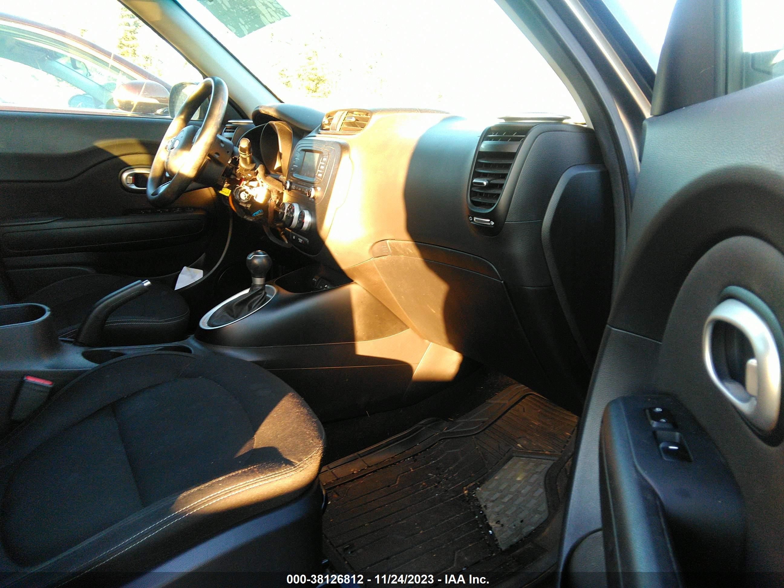 Photo 4 VIN: KNDJN2A25G7380066 - KIA SOUL 