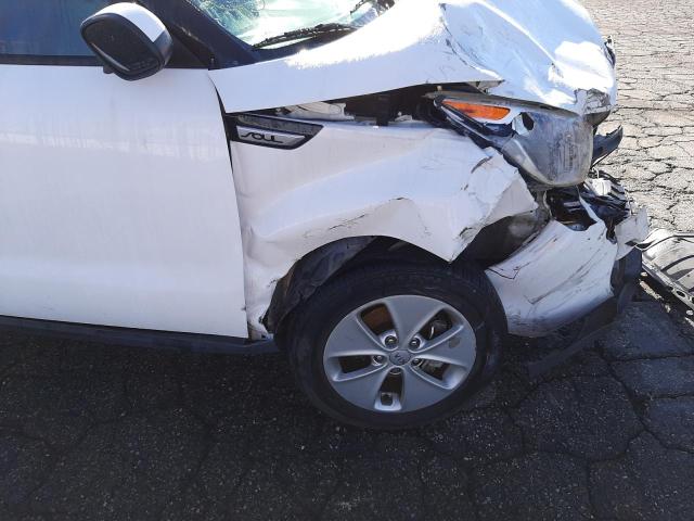 Photo 8 VIN: KNDJN2A25G7388202 - KIA SOUL 