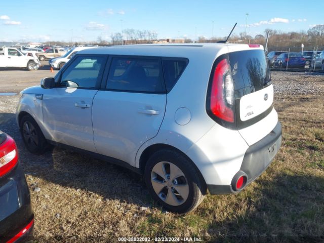 Photo 2 VIN: KNDJN2A25G7402468 - KIA SOUL 