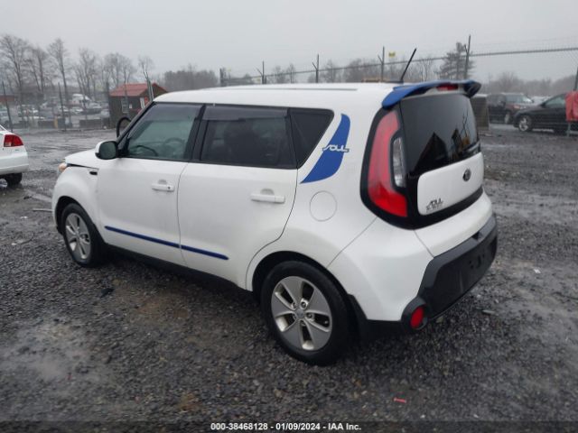 Photo 2 VIN: KNDJN2A25G7846885 - KIA SOUL 