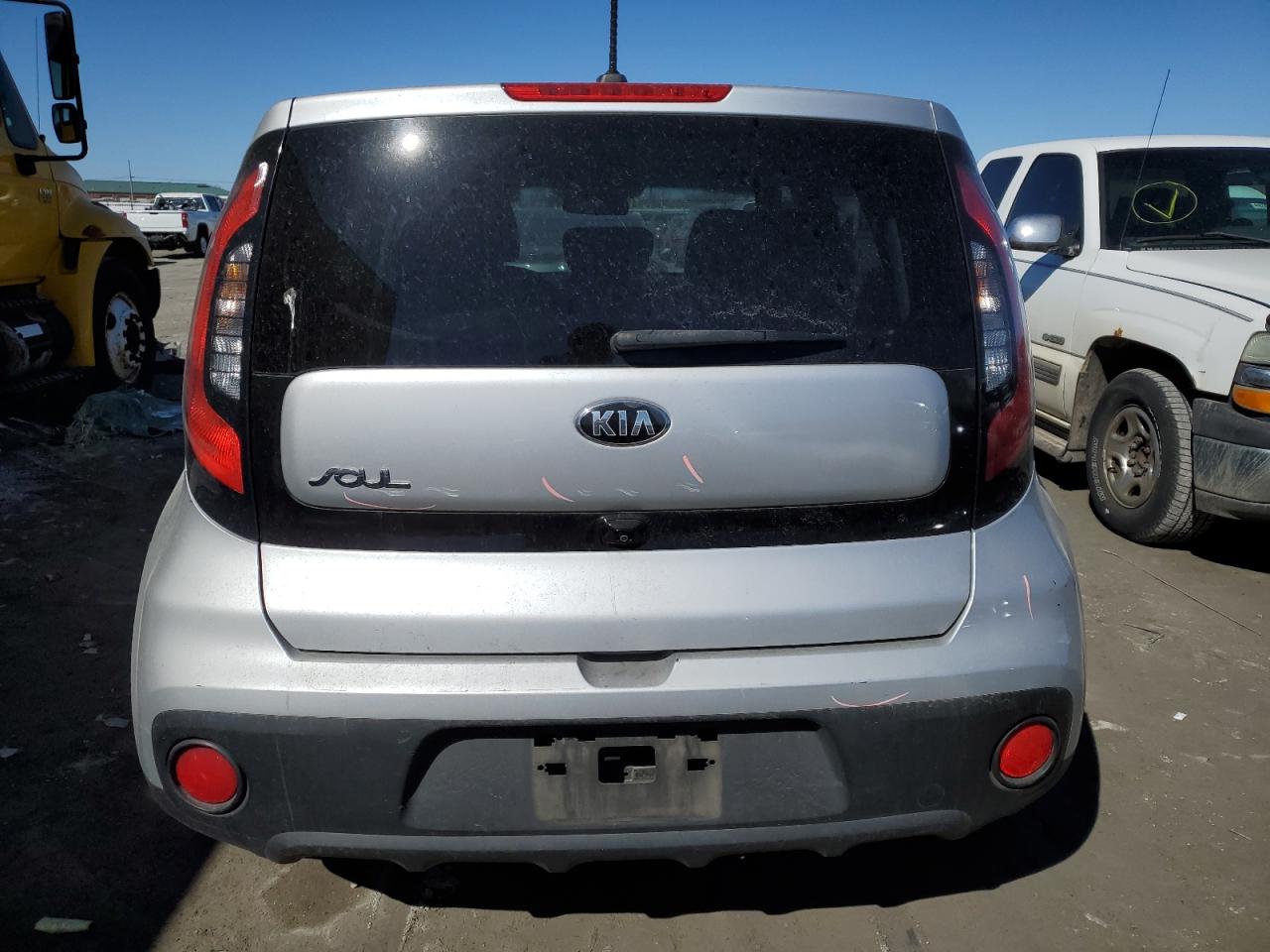 Photo 5 VIN: KNDJN2A25H7474868 - KIA SOUL 