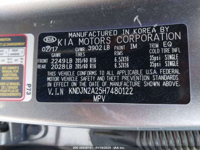 Photo 8 VIN: KNDJN2A25H7480122 - KIA SOUL 