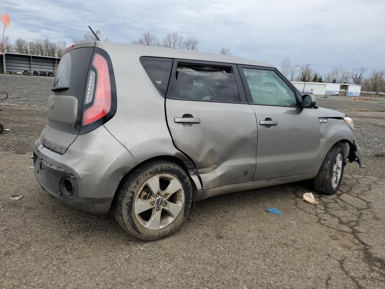 Photo 2 VIN: KNDJN2A25H7483361 - KIA SOUL 