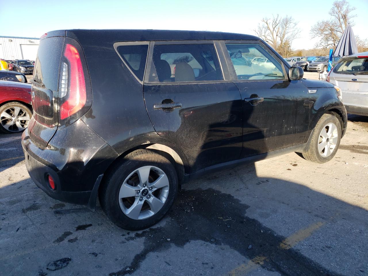 Photo 2 VIN: KNDJN2A25J7519443 - KIA SOUL 