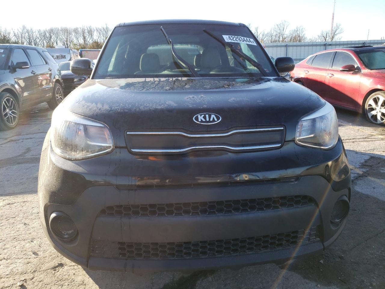 Photo 4 VIN: KNDJN2A25J7519443 - KIA SOUL 