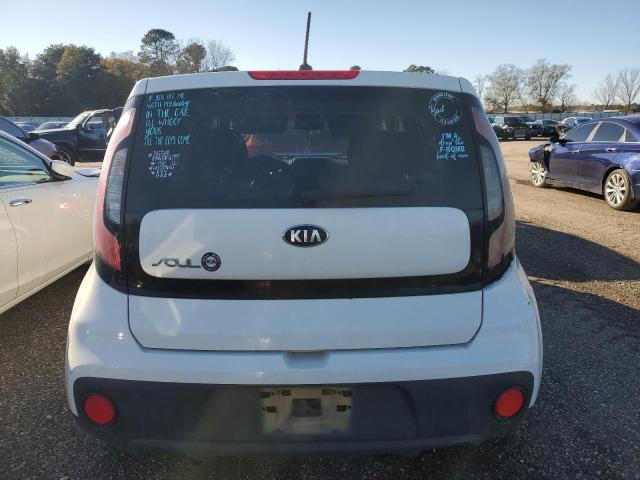 Photo 5 VIN: KNDJN2A25J7521404 - KIA SOUL 