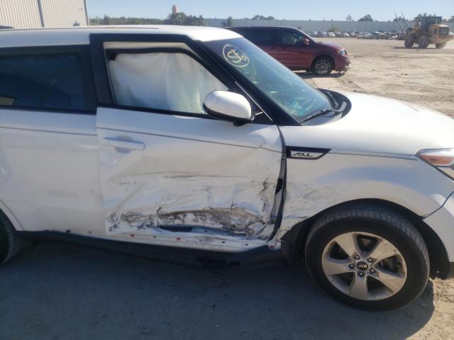 Photo 8 VIN: KNDJN2A25J7523637 - KIA SOUL 