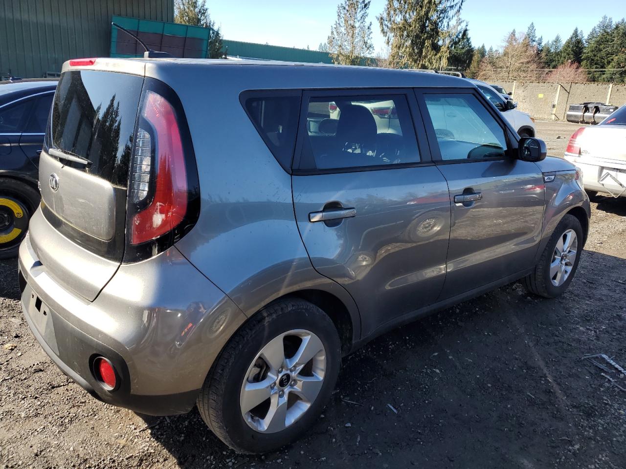 Photo 2 VIN: KNDJN2A25J7544486 - KIA SOUL 