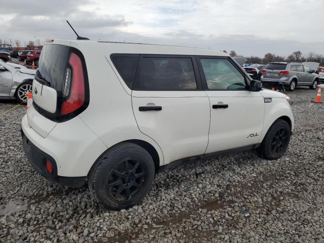 Photo 2 VIN: KNDJN2A25J7565161 - KIA SOUL 