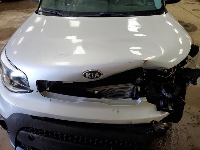 Photo 11 VIN: KNDJN2A25J7589377 - KIA SOUL 