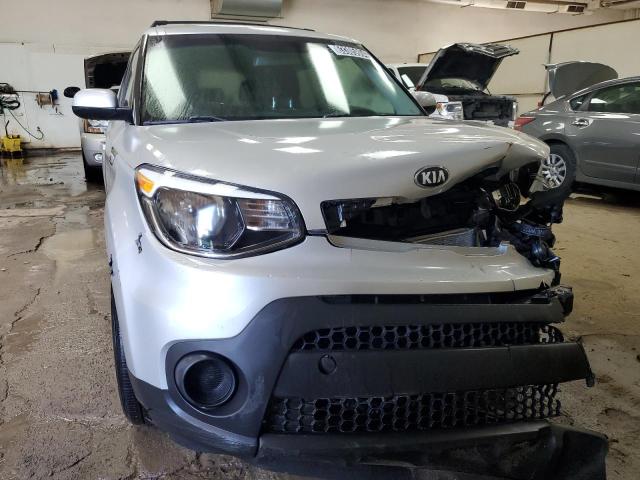 Photo 4 VIN: KNDJN2A25J7589377 - KIA SOUL 