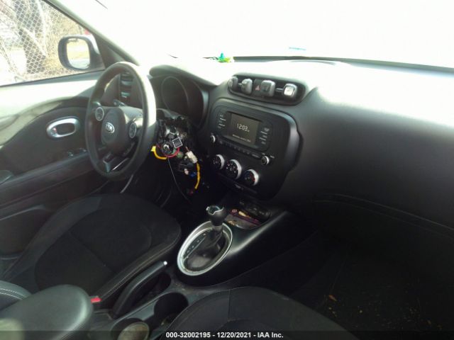 Photo 4 VIN: KNDJN2A25J7596717 - KIA SOUL 