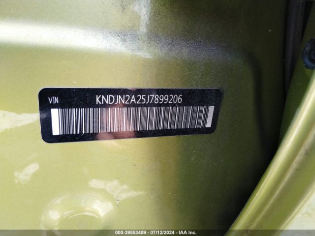 Photo 8 VIN: KNDJN2A25J7899206 - KIA SOUL 