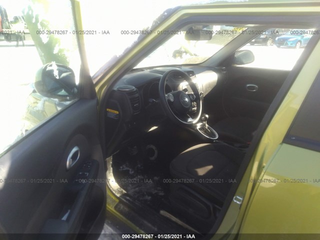 Photo 4 VIN: KNDJN2A25J7900418 - KIA SOUL 